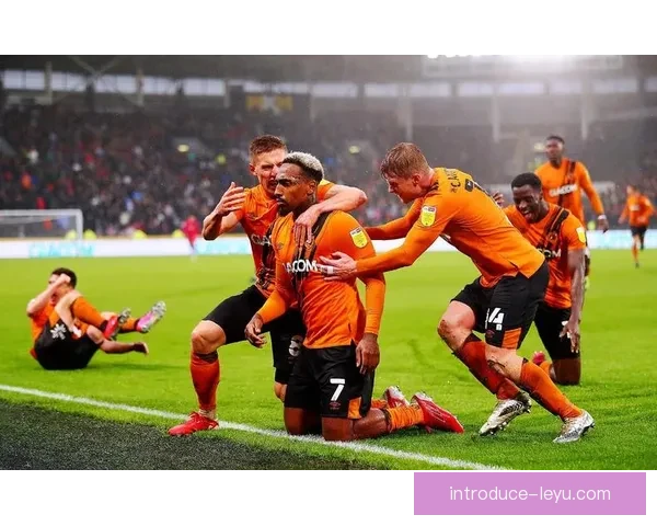 布莱克浦俱乐部的百年征程与英格兰海滨足球传奇兴衰沉浮史全景录