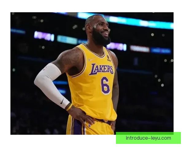 詹姆斯率湖人逆转勇士创赛季新高纪录引爆西部格局之争季后赛席位